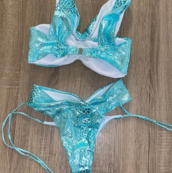 SOLD OUT - Picture 3 of 16